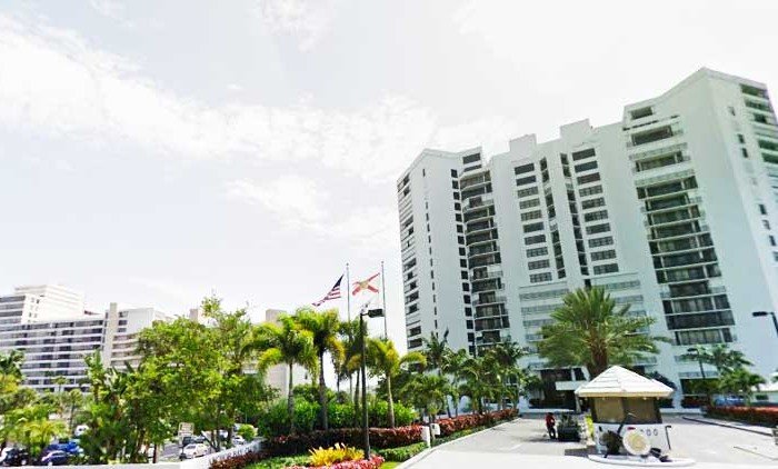 Anchor Bay Club Condominiums