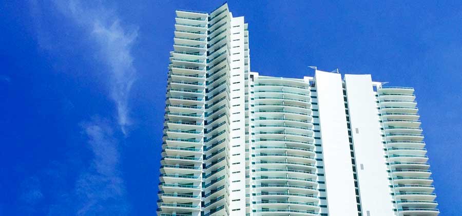 900 Biscayne Condominiums at Miami Downtown for sale and rent